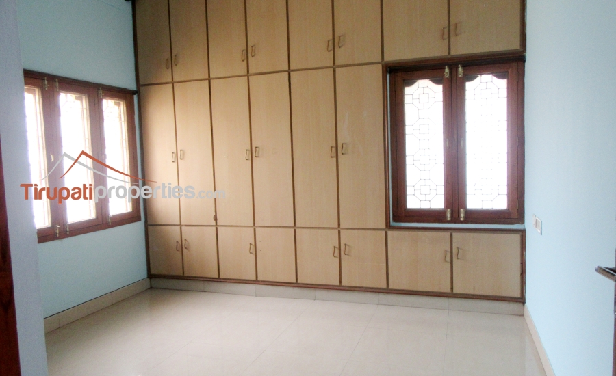 2500 Sft North Facing Double Bedroom Spacious #HouseforRent Near V.V Mahal Road, #Tirupati
